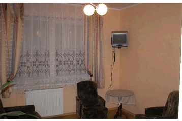 Polska Privát Jastrzębia Góra, Zewnątrz